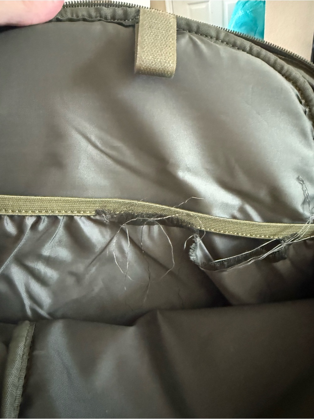 Rugged Field Backpack - Olive Green Tactical Style - Picture 4 of 4